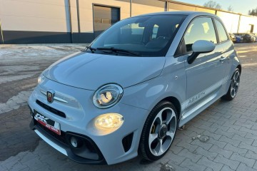 1.4 Benzyna 145 KM Panorama dach Nawigacja Sensor