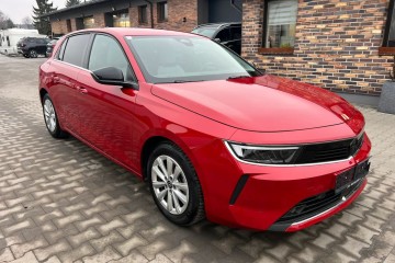 1.2 benzyna 130 KM Kamera czujniki full led Klimatyzacja Radar