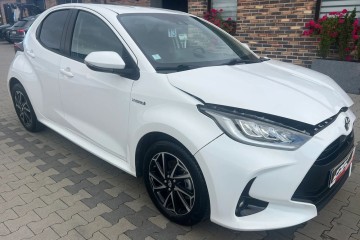 Toyota Yaris ver-hybrid-100-life