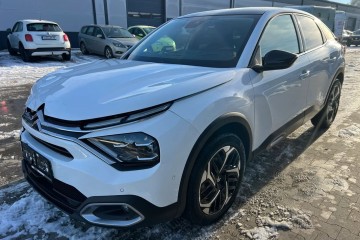 1.2 Benzyna 130 KM LED Nawigacja Kamera Sensor Head up