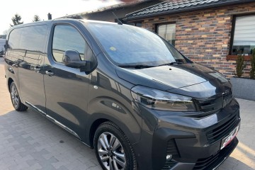 17166 km, Kamera KIlimatyzacja 5 osobowy