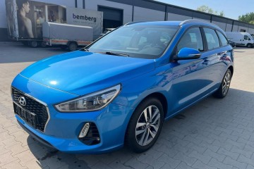 1.6 CRDI 110 KM LED Nawigacja Kamera Sensor Klimatyzacja