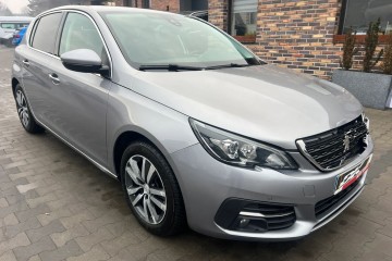 1.2 beznyna 110 KM Nawigacja LED Kamera Sensor