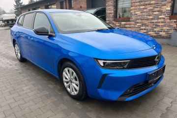 1.2 Benzyna 110 KM Kamera LED Sensor Virtual cockpit